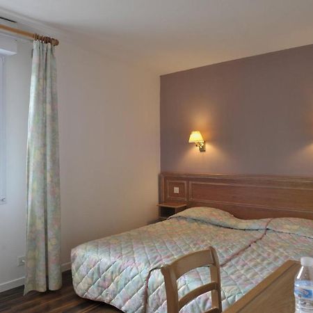 Au Bon Coin Hotel Lurbe-Saint-Christau Exterior photo
